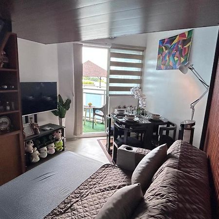 Kurlix Suites Of Azure North Pampanga Exterior foto