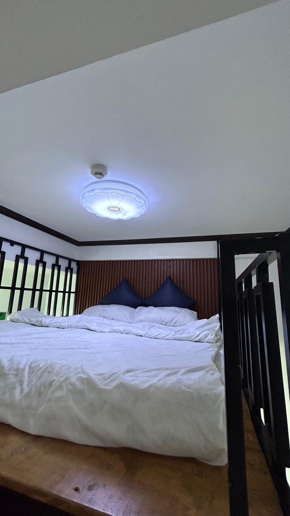 Kurlix Suites Of Azure North Pampanga Exterior foto